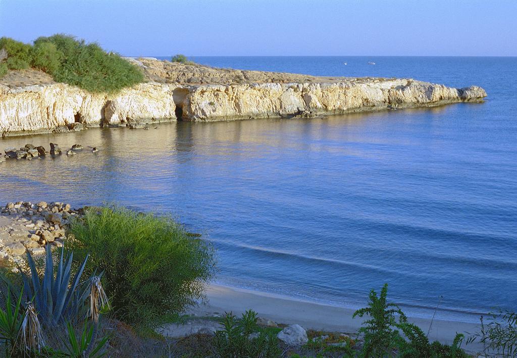 Mythical Sands Resort - Antonios باراليمني المظهر الخارجي الصورة